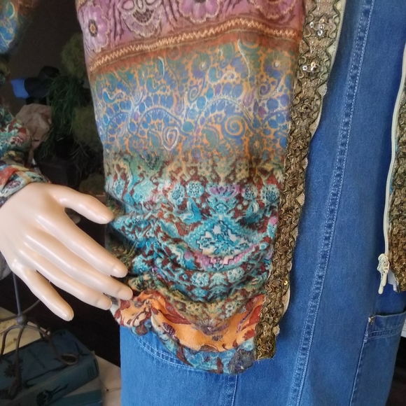 Ruched jacket - Picture 4 of 8